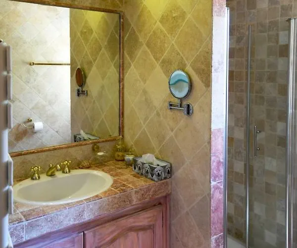 Vetricella Corse Sud Bed & Breakfast 4*