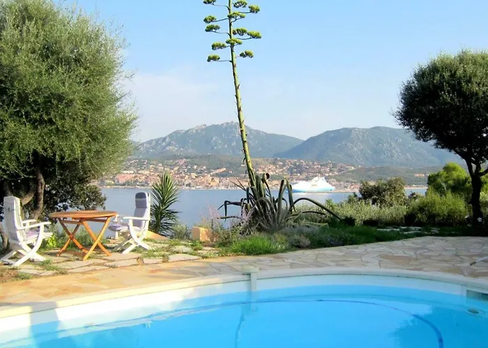 Vetricella Corse Sud ベッド・アンド・ブレックファスト 4*